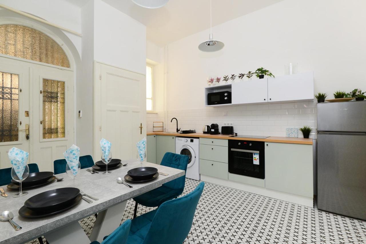 Akacfa 7 City Center Beautiful Apartment 부다페스트 외부 사진
